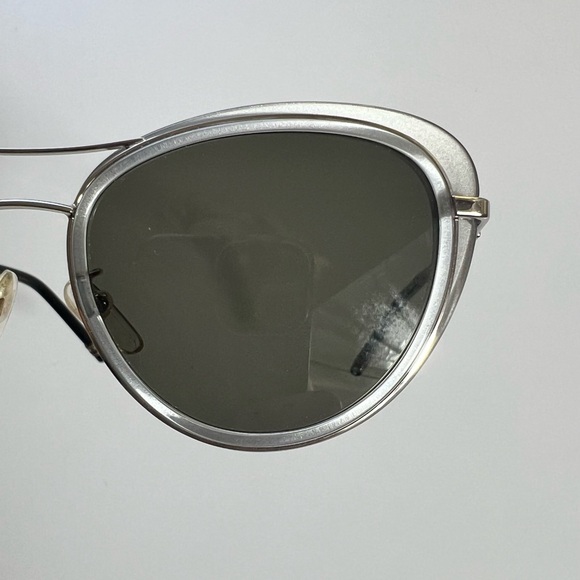 NWOT Boucheron ladies’ sunglasses, model BC0023S 004 - Picture 5 of 12
